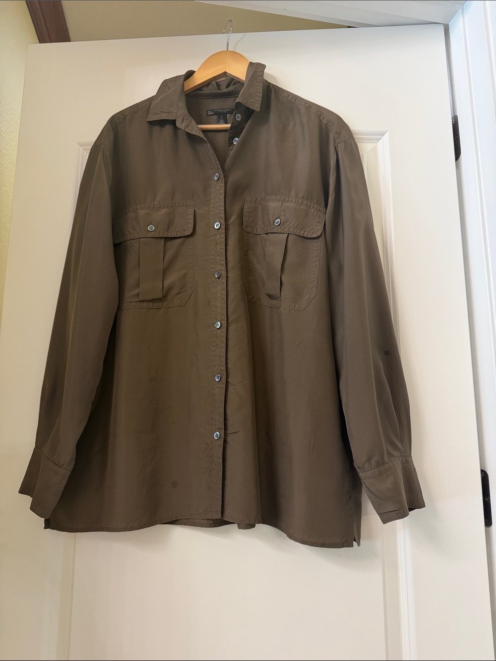 Banana Republic Olive Utility Button-Down Shirt 100% Silk